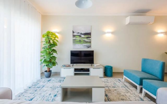 Casa Estrella at Bayview Village