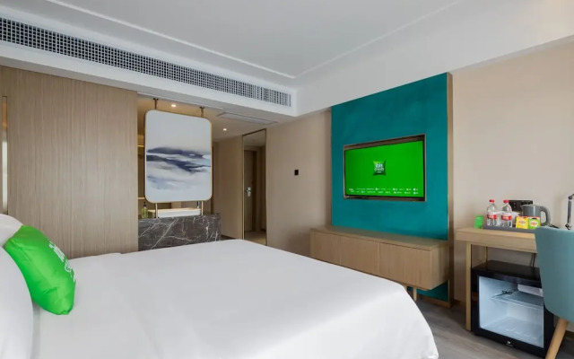 Kaigaosi Hotel (Guangzhou Railway Station Subway Station Baima Clothing City)