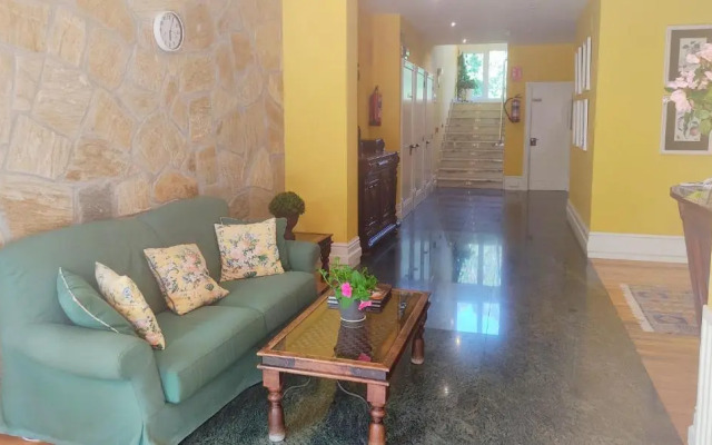 Hotel Suite Mioño Castro