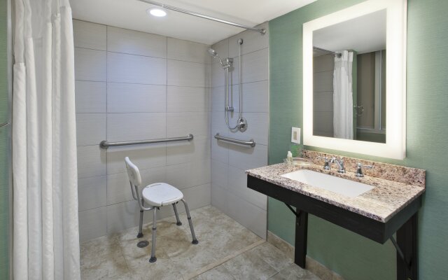 Holiday Inn Columbus Dwtn-Capitol Square by IHG