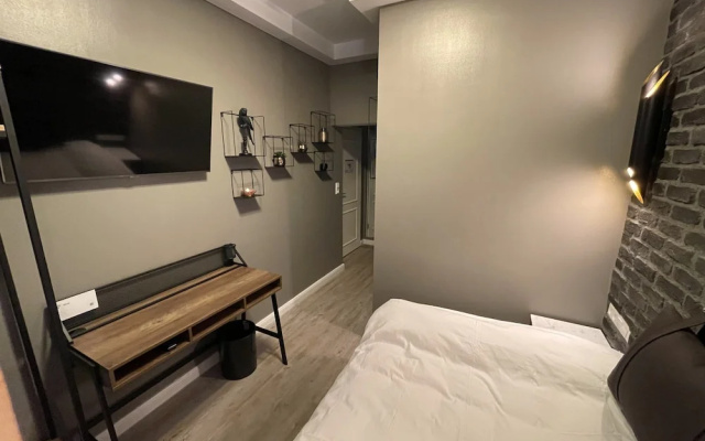 IQ Hotel