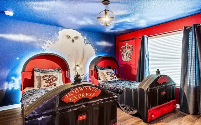 Family-friendly Oasis With Game Room & Pool