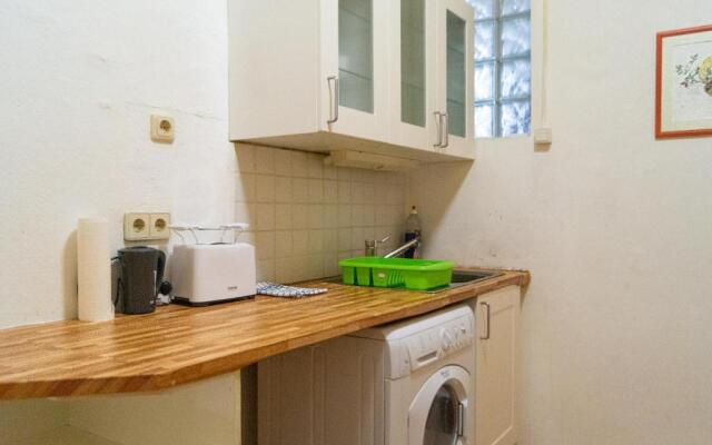 Comfy 2BR- Apartment near Wiener Stadthalle