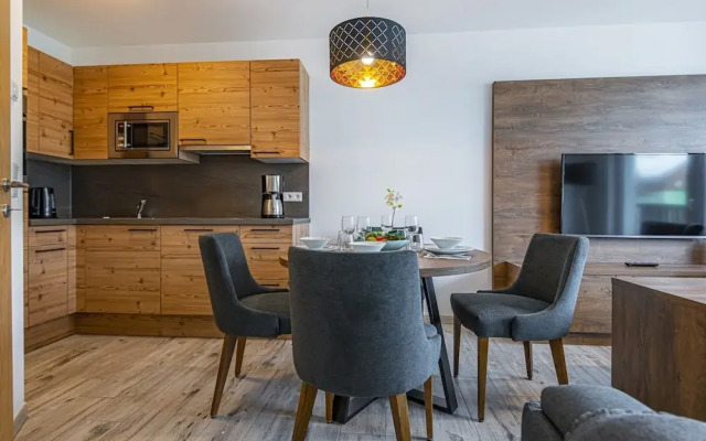 Apartment Near Schlossalmbahn I Lift