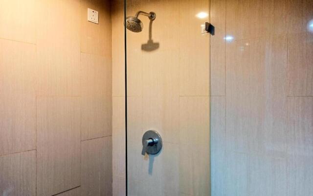 Cozy The H Residence by Bonzela Property