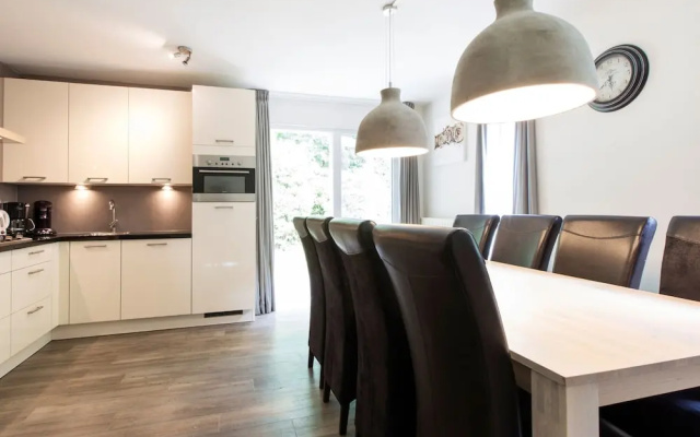 Nature-set Villa With Microwave Oven