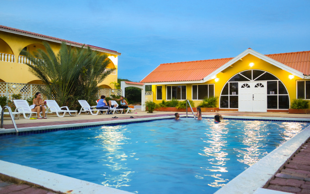 Coconut Inn
