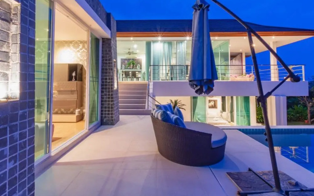 Luxury 3 Bedroom Villa, Sea View (PM-A5)