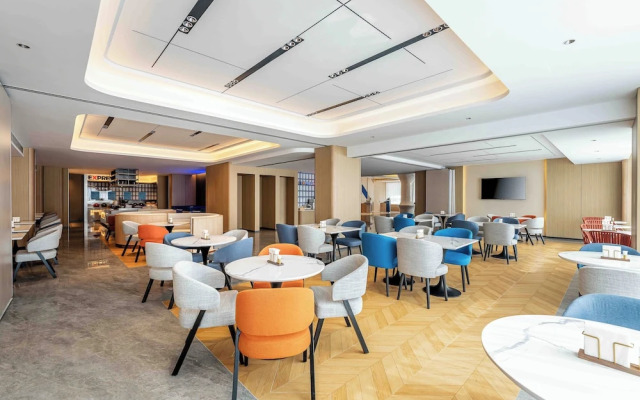Holiday Inn Express Shanghai PVG Zhuqiao By Ihg