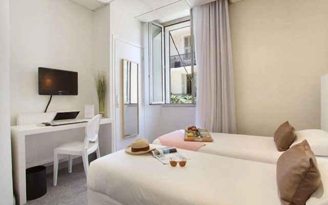 Hotel PLM
