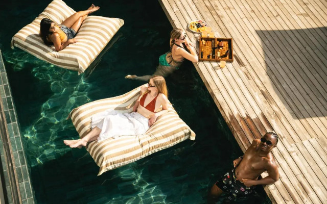 Neighbourgood 84 Harrington