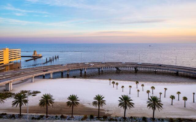 DoubleTree by Hilton Hotel Biloxi