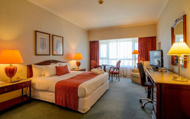 Radisson Montevideo Victoria Plaza Hotel