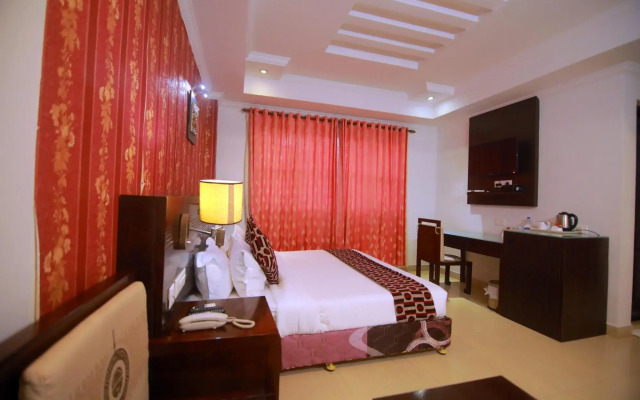 Sreelakshmi Residency - 4 Star Hotel