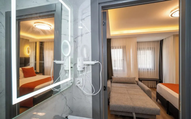 Отель Robin Hotel