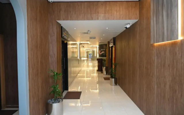 Smana Hotel