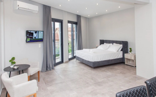 Central Brand New Studio Across Metro -E