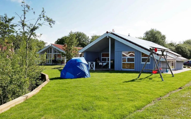 Four-Bedroom Holiday home in Otterndorf 12