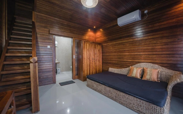 Daphila Cottage