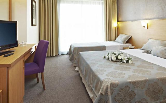 Ayvalik Cinar Hotel