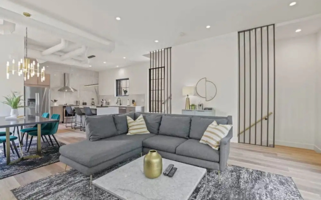 Stylish Getaway -columbus-3 Bedroom Masterpiece