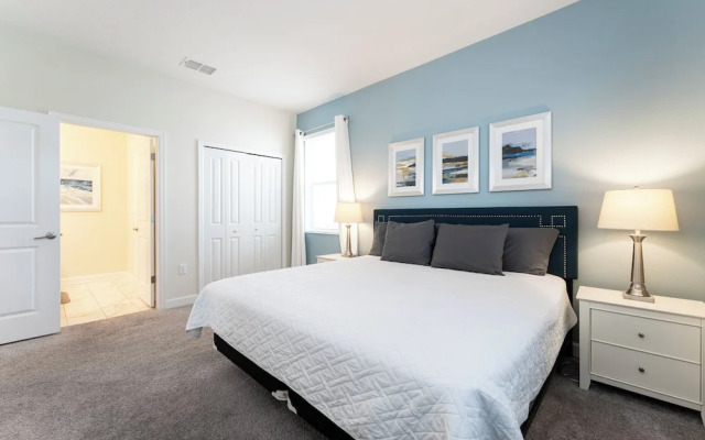 Magical 6BR Villa Pool Themed Room