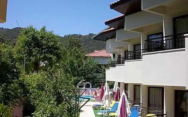 Bonjour Hotel