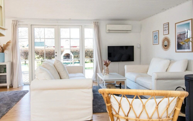 8 Person Holiday Home in Grenaa