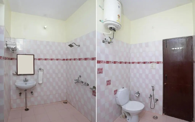 Home Stay Shikhar Paradise By OYO Rooms