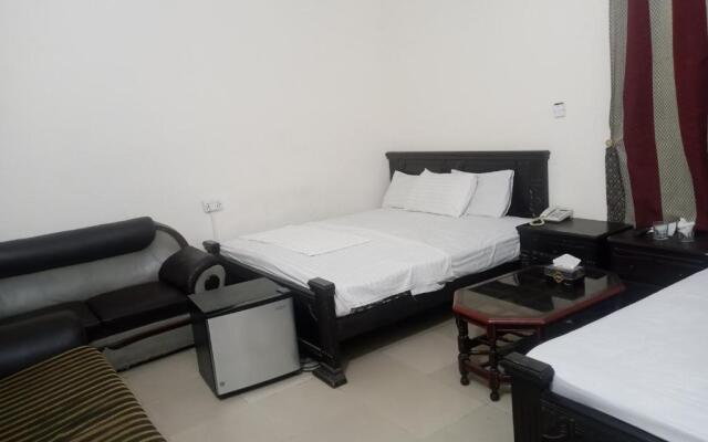 Hotel Days Inn Gulberg