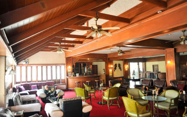 Wiang Indra Riverside Resort
