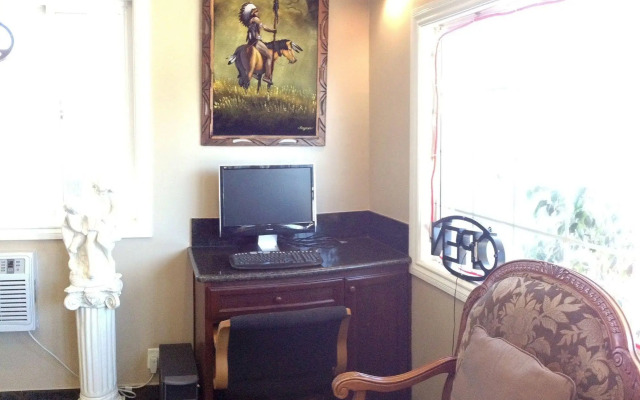 Stardust Inn