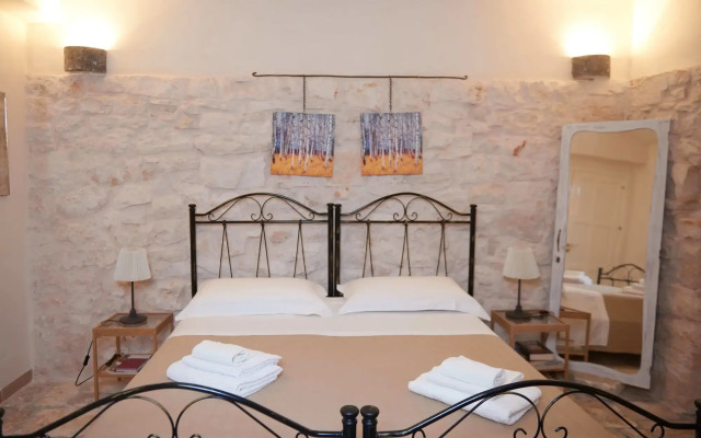 Trullo Cinque Punte