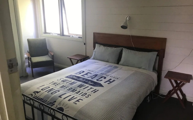Port Campbell Guesthouse & Flash Packers