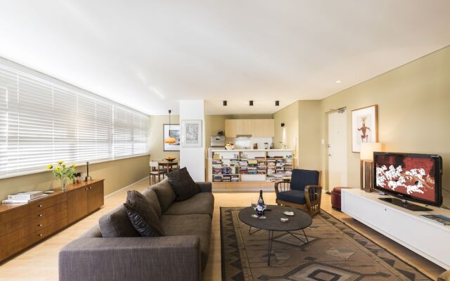 Spacious 1 Bedroom Apt Close To Green Square & Pool