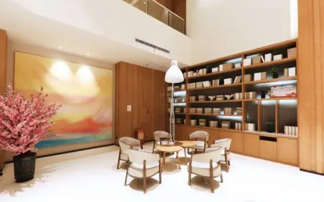 Ji Hotel (Turpan Gaochang Road)