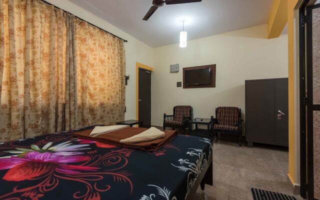 OYO 7273 StayOut near Candolim Beach