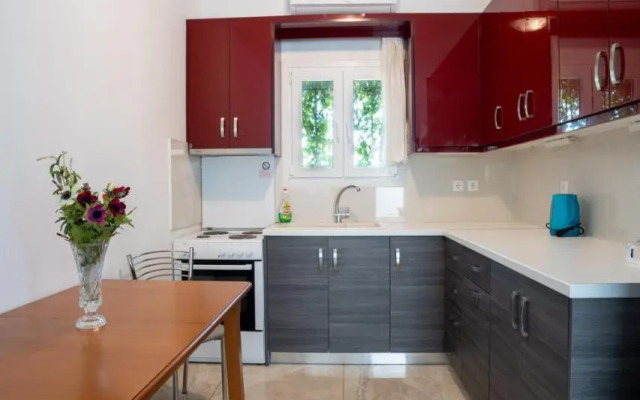 Liana Studios