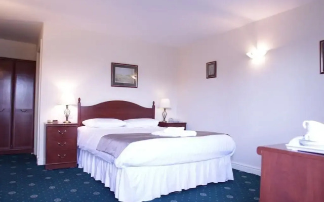 The Rusland Pool Hotel