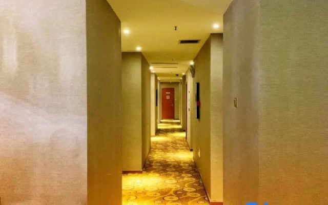Sanyi Chain Hotel (Guang'an Xixi New City Branch)