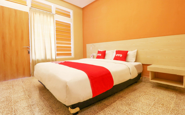 OYO 1384 Pulau Bali Hotel