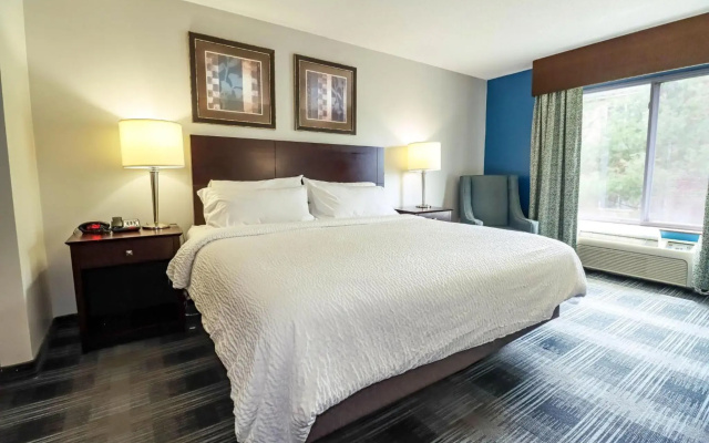 Holiday Inn Express & Suites Meriden by IHG