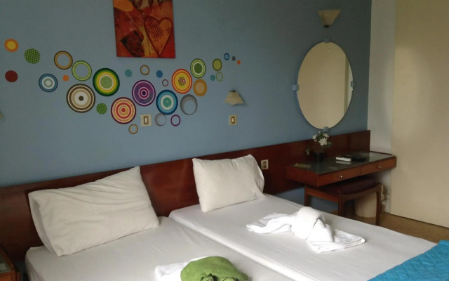 Pasiphae Hotel
