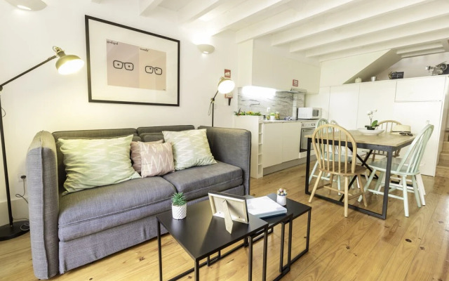 Guest  H4U Bonjardim Garden