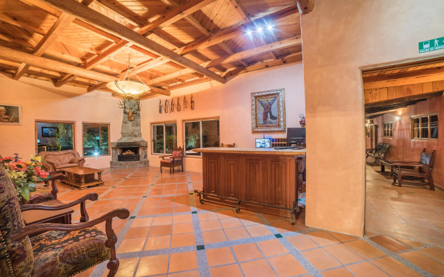 Hotel Barrancas del Cobre by Balderrama Hotel Collection