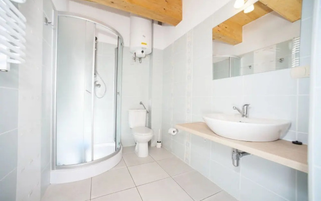 Domki Całoroczne Ajna Park