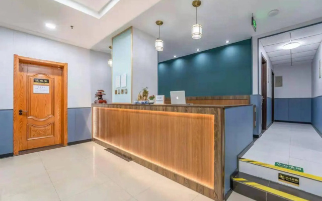 LAN She Apartment (Taitung Beer Street Guangrao Road Subway Station)