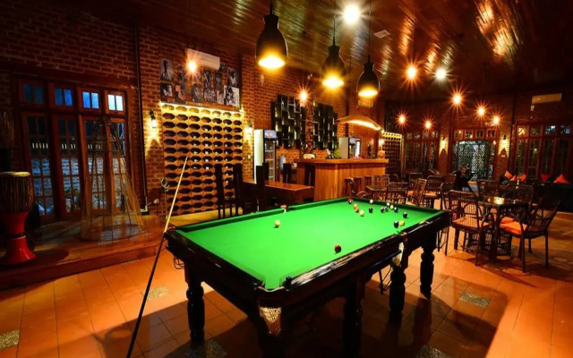 The Manor Lake Front Resort by Phyu Zin Group of Hotels