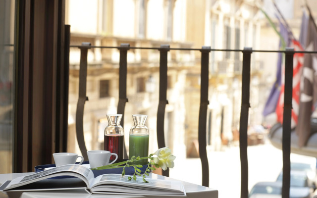 Santacroce Luxury Rooms