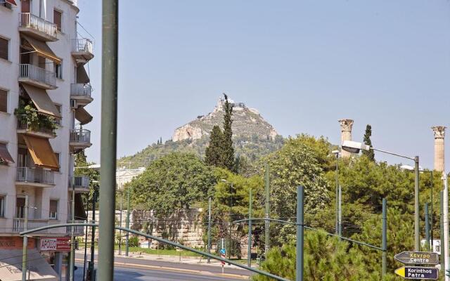 Acropolis Museum Apartment